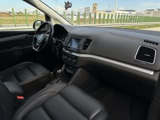 VW Sharan Business+ SCR 2,0 TDI DSG/ACC/AHK/LEDER/BI-XENON/NAVI/SHZ/1.BESITZ