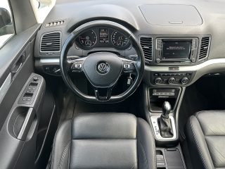 VW Sharan Business+ SCR 2,0 TDI DSG/ACC/AHK/LEDER/BI-XENON/NAVI/SHZ/1.BESITZ