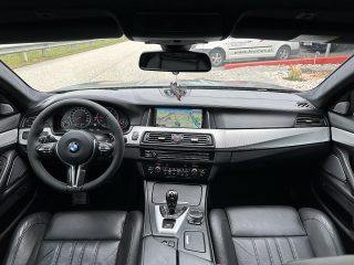BMW M5 Competition LCI F10/AKRAPOVIC/B&O/SHD/KERAMIK/CARBON/HUD/*TRAUM-ZUSTAND*