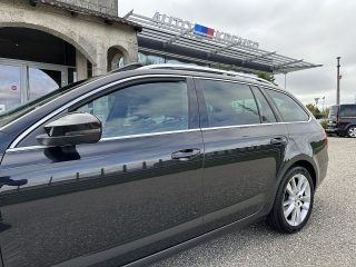 Skoda Octavia Combi 2,0 TDI Style Limited DSG/VIRTUAL-C./RFK/SHZ/PANO/AMBIENTE/ZAHNRIEMEN NEU/1.BESITZ