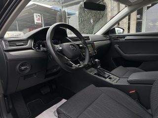 Skoda Superb Kombi 2,0 TDI Style DSG/1.BESITZ/ACC/SHA/SHZ/LED/MEMORY/AHK