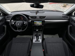 Skoda Superb Kombi 2,0 TDI Style DSG/1.BESITZ/ACC/SHA/SHZ/LED/MEMORY/AHK