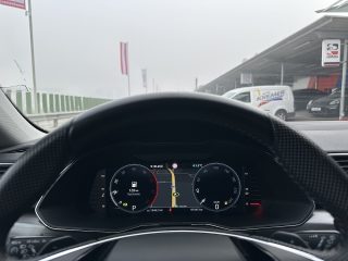 Skoda Superb Kombi 2,0 TDI Style DSG/1.BESITZ/ACC/SHA/SHZ/LED/MEMORY/AHK