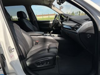 BMW X5 xDrive30d Aut. M-Paket/H&K/AHK/LEDER/RFK/AMBIENTE/SOFT-CLOSE