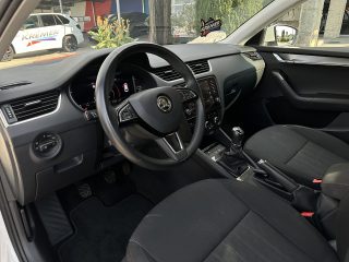 Skoda Octavia Combi 2,0 TDI Style Limited/VIRTUAL-C./SHZ/ACC/AHK/LED/1.BESITZ/ZAHNRIEMEN NEU