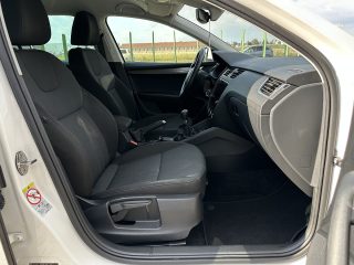 Skoda Octavia Combi 2,0 TDI Style Limited/VIRTUAL-C./SHZ/ACC/AHK/LED/1.BESITZ/ZAHNRIEMEN NEU