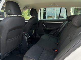 Skoda Octavia Combi 2,0 TDI Style Limited/VIRTUAL-C./SHZ/ACC/AHK/LED/1.BESITZ/ZAHNRIEMEN NEU