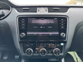 Skoda Octavia Combi 2,0 TDI Style Limited/VIRTUAL-C./SHZ/ACC/AHK/LED/1.BESITZ/ZAHNRIEMEN NEU