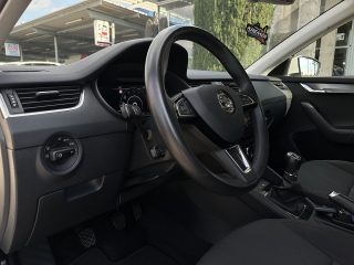 Skoda Octavia Combi 2,0 TDI Style Limited/VIRTUAL-C./SHZ/ACC/AHK/LED/1.BESITZ/ZAHNRIEMEN NEU