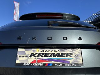 Skoda Superb Kombi 2,0 TDI Sportline DSG/RFK/SHA/ACC/TWA/SHZ/MATRIX-LED/VIRTUAL-C./1.BESITZ