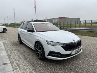 Skoda Octavia Combi 2,0 TDI 4x4 Style DSG/SPORTSITZE/RFK/PANO/MATRIX-LED/ACC/AHK/SHA/SHZ/VIRTUAL-C.