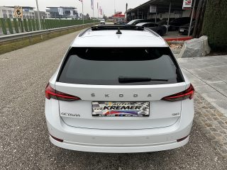 Skoda Octavia Combi 2,0 TDI 4x4 Style DSG/SPORTSITZE/RFK/PANO/MATRIX-LED/ACC/AHK/SHA/SHZ/VIRTUAL-C.