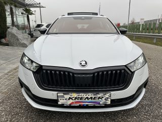 Skoda Octavia Combi 2,0 TDI 4x4 Style DSG/SPORTSITZE/RFK/PANO/MATRIX-LED/ACC/AHK/SHA/SHZ/VIRTUAL-C.