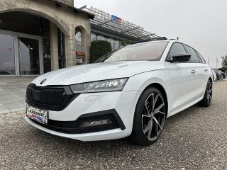 Skoda Octavia Combi 2,0 TDI 4x4 Style DSG/SPORTSITZE/RFK/PANO/MATRIX-LED/ACC/AHK/SHA/SHZ/VIRTUAL-C.