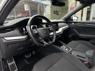 Skoda Octavia Combi 2,0 TDI 4x4 Style DSG/SPORTSITZE/RFK/PANO/MATRIX-LED/ACC/AHK/SHA/SHZ/VIRTUAL-C.