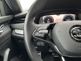 Skoda Octavia Combi 2,0 TDI 4x4 Style DSG/SPORTSITZE/RFK/PANO/MATRIX-LED/ACC/AHK/SHA/SHZ/VIRTUAL-C.