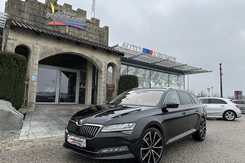 Skoda Superb Kombi 2,0 TDI Style DSG/AHK/MATRIX-LED/ACC/VIRTUAL-C./SHA/SWA/RFK/SHZ/1.BESITZ