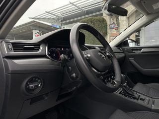 Skoda Superb Kombi 2,0 TDI Style DSG/AHK/MATRIX-LED/ACC/VIRTUAL-C./SHA/SWA/RFK/SHZ/1.BESITZ