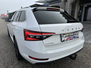 Skoda Superb Kombi 2,0 TDI Style DSG/VIRTUAL-C./ACC/RFK/SHA/SWA/TWA/AHK/PANO/MATRIX-LED/1.BESITZ