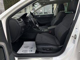 Skoda Superb Kombi 2,0 TDI Style DSG/VIRTUAL-C./ACC/RFK/SHA/SWA/TWA/AHK/PANO/MATRIX-LED/1.BESITZ