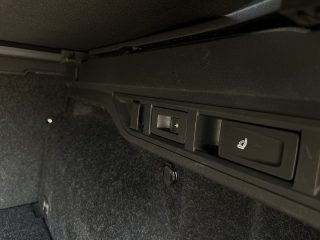 Skoda Octavia Combi 2,0 TDI Ambition DSG/SHA/AHK/RFK/AMBIENTE/SPORTSITZE/SHZ