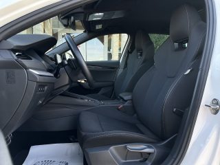 Skoda Octavia Combi 2,0 TDI Ambition DSG/SHA/AHK/RFK/AMBIENTE/SPORTSITZE/SHZ