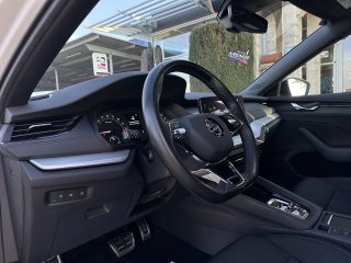 Skoda Octavia Combi 2,0 TDI Ambition DSG/SHA/AHK/RFK/AMBIENTE/SPORTSITZE/SHZ