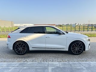 Audi Q8 50 TDI Quattro Tiptronic/*3xS-LINE*/AHK/RFK/SHZ/ACC/SHA/V.COCKPIT/22-ZOLL