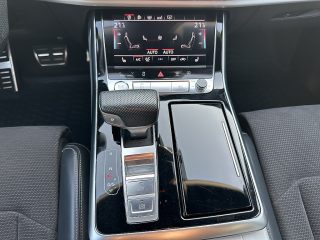 Audi Q8 50 TDI Quattro Tiptronic/*3xS-LINE*/AHK/RFK/SHZ/ACC/SHA/V.COCKPIT/22-ZOLL