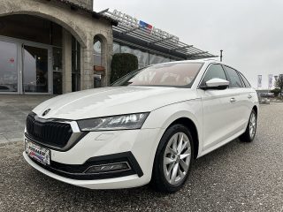 Skoda Octavia Combi 2,0 TDI Premium DSG/AHK/VIRTUAL-C./SHA/RFK/CANTON/MATRIX-LED/ACC
