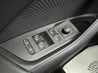 Skoda Octavia Combi 2,0 TDI Premium DSG/AHK/VIRTUAL-C./SHA/RFK/CANTON/MATRIX-LED/ACC