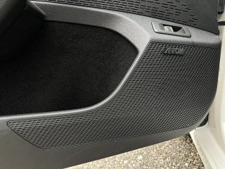 Skoda Octavia Combi 2,0 TDI Premium DSG/AHK/VIRTUAL-C./SHA/RFK/CANTON/MATRIX-LED/ACC