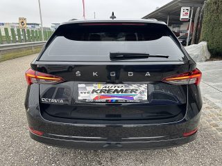 Skoda Octavia Combi 2,0 TDI Ambition/ACC/SHA/RFK/AMBIENTE/SHZ/LED/VIRTUAL-C./NAVI