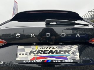 Skoda Octavia Combi 2,0 TDI Ambition/ACC/SHA/RFK/AMBIENTE/SHZ/LED/VIRTUAL-C./NAVI