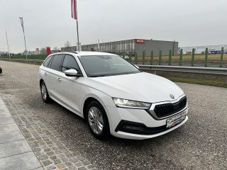 Skoda Octavia Combi 2,0 TDI Ambition/*150PS*/STHZ/RFK/ACC/SHZ/SHA/NAVI/AMBIENTE/VIRTUAL-C./1.BESITZ