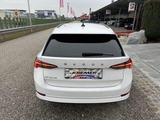 Skoda Octavia Combi 2,0 TDI Ambition/*150PS*/STHZ/RFK/ACC/SHZ/SHA/NAVI/AMBIENTE/VIRTUAL-C./1.BESITZ
