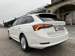 Skoda Octavia Combi 2,0 TDI Ambition/*150PS*/STHZ/RFK/ACC/SHZ/SHA/NAVI/AMBIENTE/VIRTUAL-C./1.BESITZ