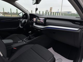 Skoda Octavia Combi 2,0 TDI Ambition/*150PS*/STHZ/RFK/ACC/SHZ/SHA/NAVI/AMBIENTE/VIRTUAL-C./1.BESITZ