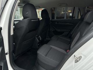 Skoda Octavia Combi 2,0 TDI Ambition/*150PS*/STHZ/RFK/ACC/SHZ/SHA/NAVI/AMBIENTE/VIRTUAL-C./1.BESITZ