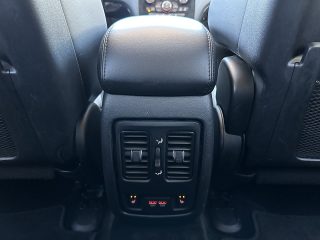 Dodge Durango 3,6 AWD LIMITED 7.SITZER/SHD/AHK/TWA/XENON/SWA/SHZ/NAVI/1.BESITZ