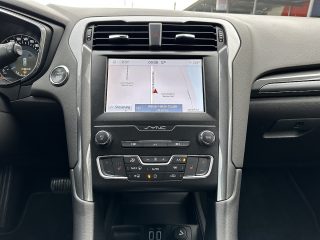 Ford Mondeo Traveller Titanium 2,0 EcoBlue SCR Aut./1.BESITZ/LED/SHZ/NAVI/AMBIENTE/SHA/TEMPOMAT