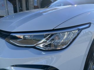 VW Golf Variant 2,0 TDI R-Line DSG/ACC/SHA/SWA/RFK/AMBIENTE/V.COCKPIT/1.BESITZ/MwSt.