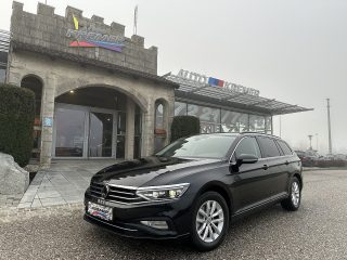 VW Passat Variant 2,0 SCR TDI DSG/SHA/MASSAGE/NAVI/APPLE-CARPLAY1.BESITZ/MATRIX-LED/ACC/SHZ