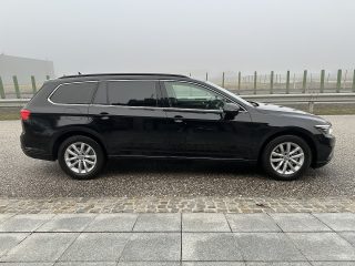 VW Passat Variant 2,0 SCR TDI DSG/SHA/MASSAGE/NAVI/APPLE-CARPLAY1.BESITZ/MATRIX-LED/ACC/SHZ