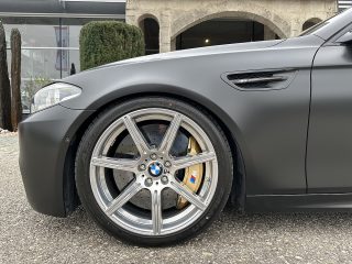 BMW M5 Competition LCI F10/AKRAPOVIC/B&O/SHD/KERAMIK/CARBON/HUD/*TRAUM-ZUSTAND*