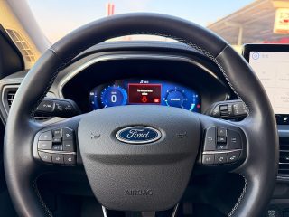 Ford Focus Turnier 1,5 EcoBlue Active Vignale Aut./LEDER-SPORTSITZE/HUD/SHA/ACC/RFK/TWA/SHZ/1.BESITZ