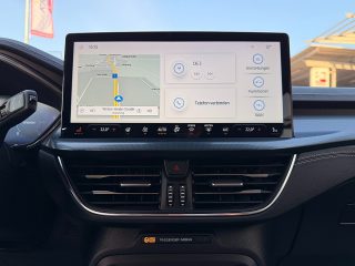 Ford Focus Turnier 1,5 EcoBlue Active Vignale Aut./LEDER-SPORTSITZE/HUD/SHA/ACC/RFK/TWA/SHZ/1.BESITZ