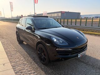 Porsche Cayenne II 3,0 Diesel Aut. *Turbo-LOOK*/LUFT/PANO/AHK/BOSE/RFK/TWA/HÄNDLER-EXPORT
