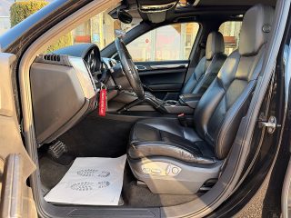 Porsche Cayenne II 3,0 Diesel Aut. *Turbo-LOOK*/LUFT/PANO/AHK/BOSE/RFK/TWA/HÄNDLER-EXPORT