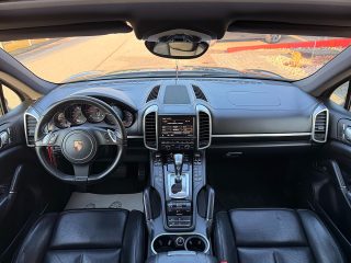 Porsche Cayenne II 3,0 Diesel Aut. *Turbo-LOOK*/LUFT/PANO/AHK/BOSE/RFK/TWA/HÄNDLER-EXPORT